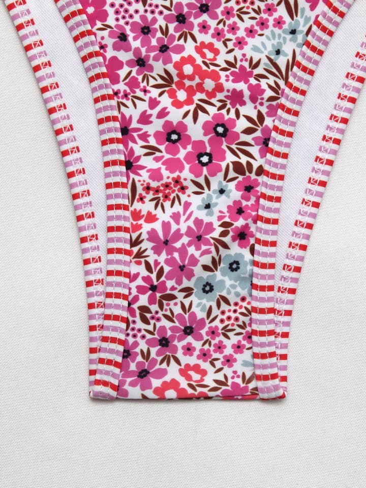 Dipped Shop - Wholesale Two Piece Swimsuit - Women's - Trendy Floral Printed Bikini Swimwear DP25C5497