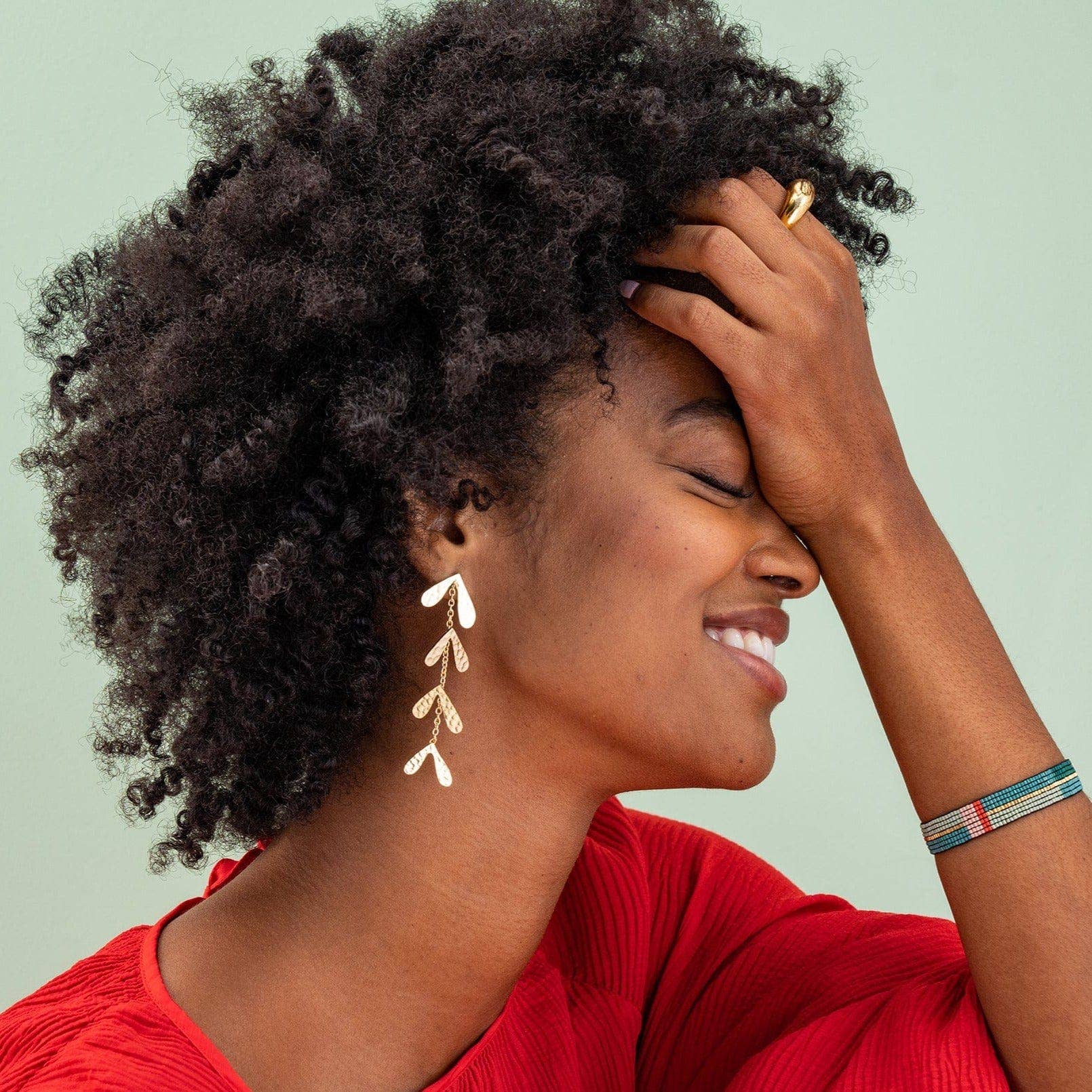 INK + ALLOY – Brincos de argola por atacado – Brincos de Folhas de Outono a Cair em Latão por Atacado1