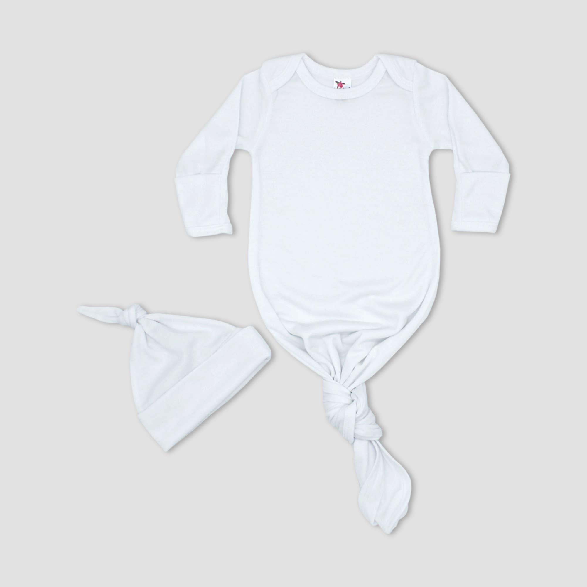 Laughing Giraffe - Wholesale Nachthemdset - Baby - Set van geknoopte babyjurk en muts met lachende giraf1
