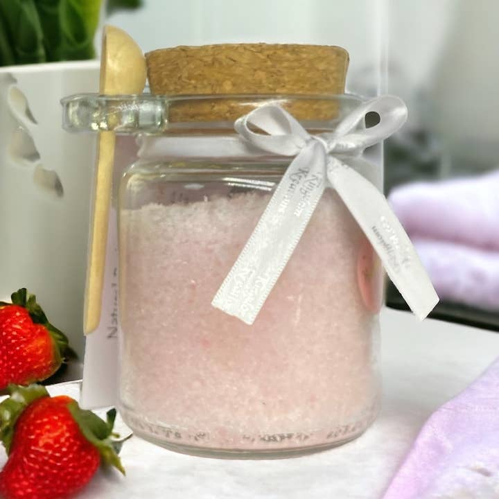 Strawberry Smoothie - Bath Salts In A Glass Jar (225g) for wholesale by Kingdom Kreations