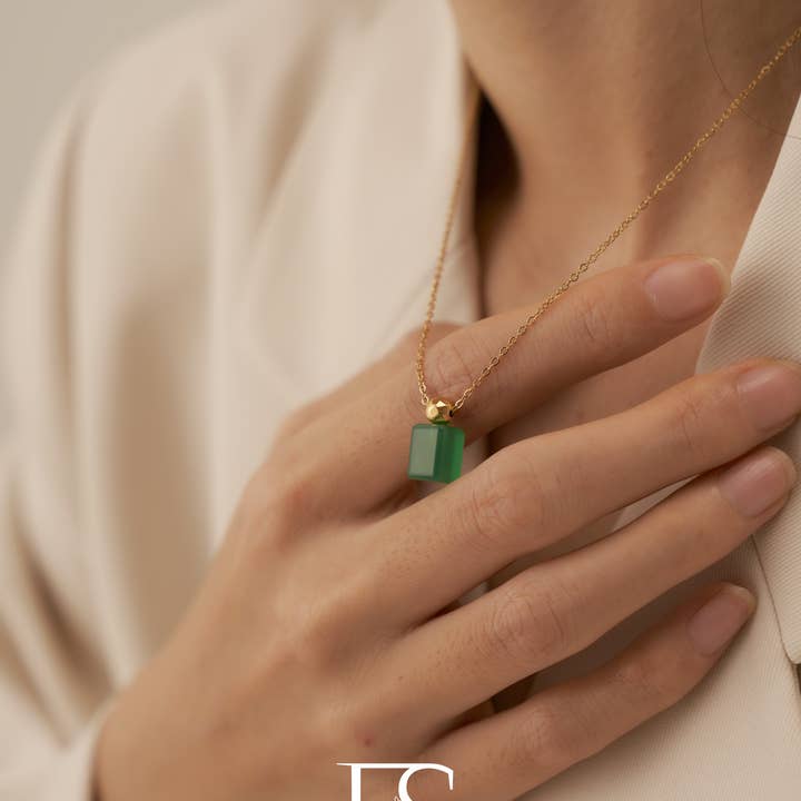 Furano Studio - Wholesale Pendant/Charm Necklace - 18K Gold Plated Green Cube Pendant Necklace