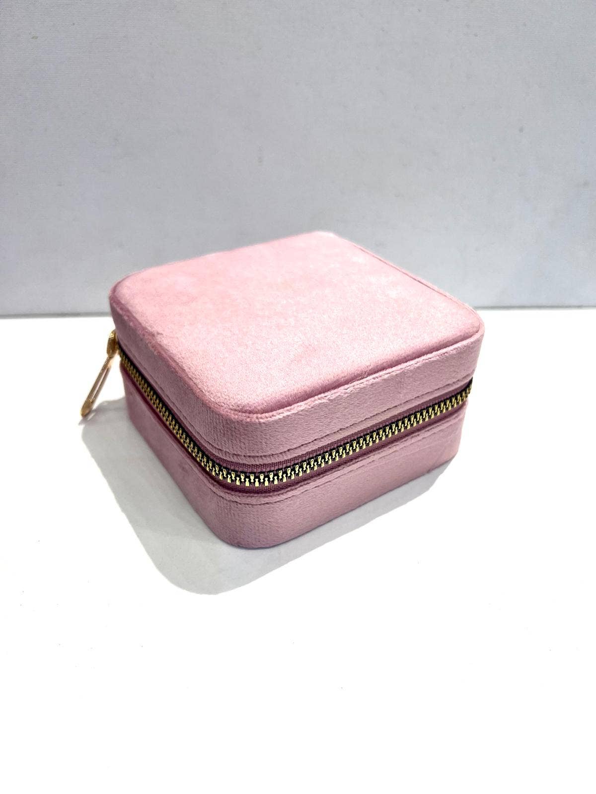 SHEERA - Wholesale Jewelry Box/Organizer - Portable velvet jewelry box2