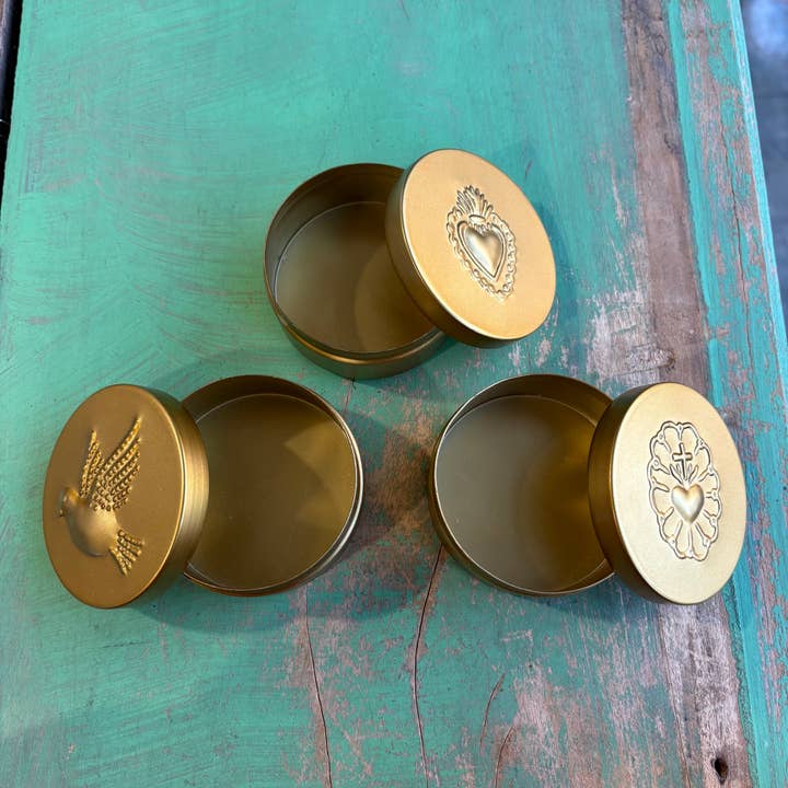 Love and Honor Jesus LLC - Wholesale Decorative Box - Round Gold Boxes10