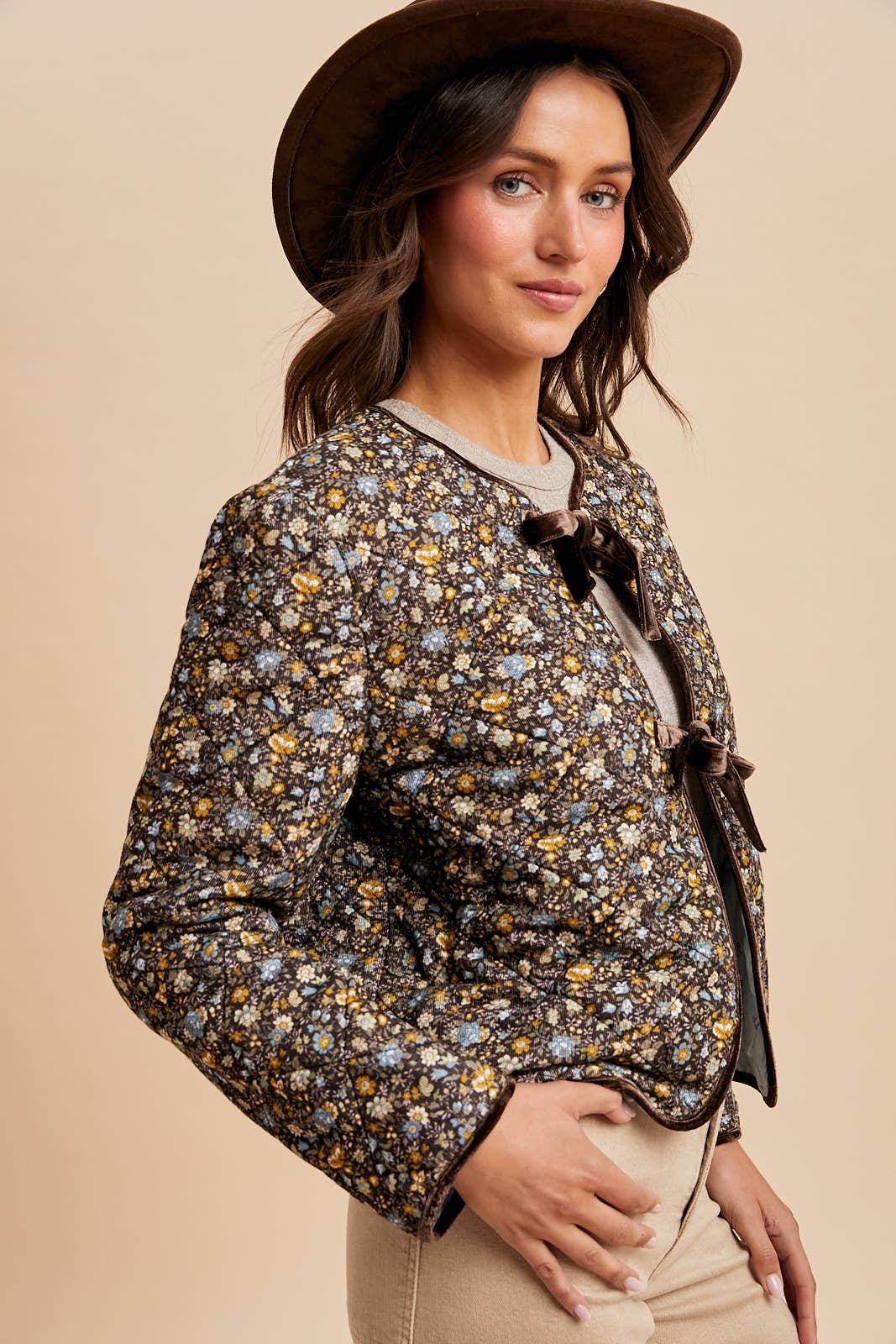 In Loom – Blusão - Mulher por atacado – CASACO DE VELUDO COTELÊ ACOLCHOADO2