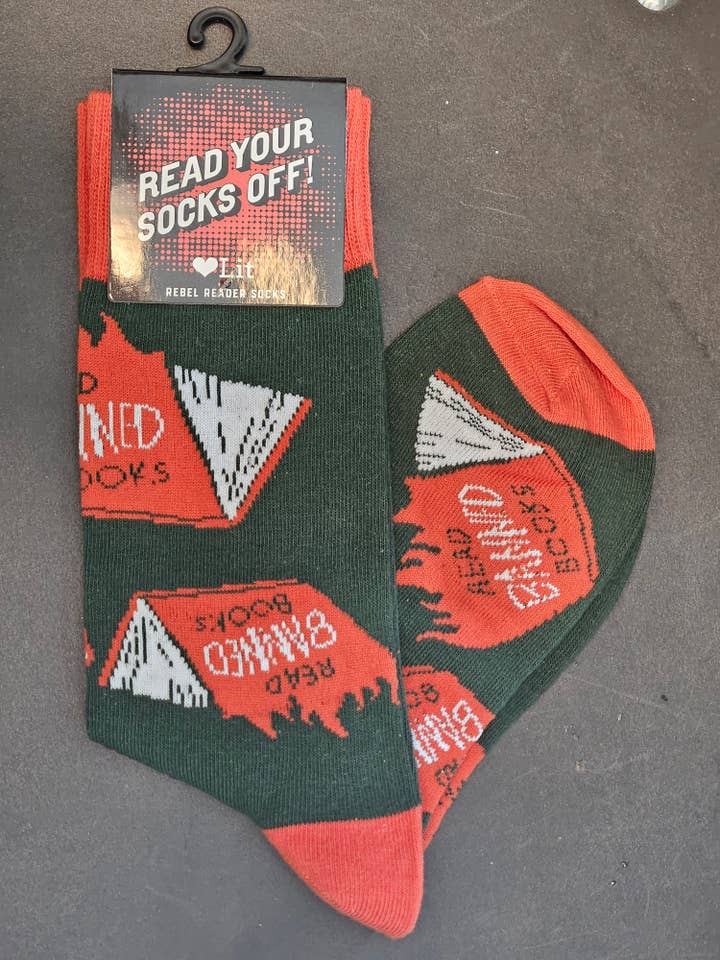 Gibbs Smith - Wholesale Socks - Unisex - Banned Books Socks (Flames) (LoveLit Book Theme)