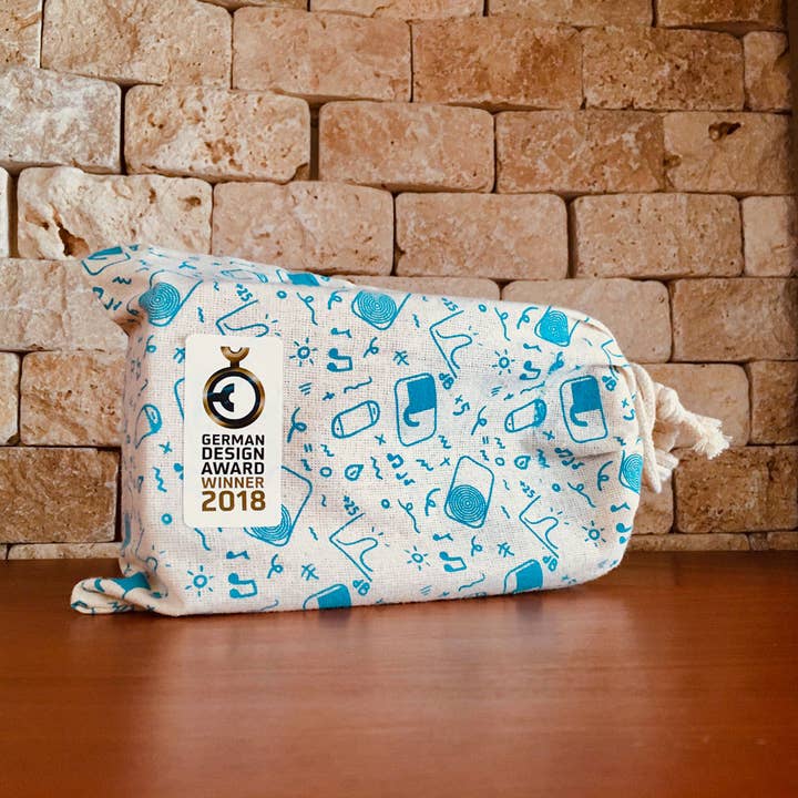 Bitti Gitti Design Workshop - Wholesale Speakers - BizViz Blue Wooden Sound System
