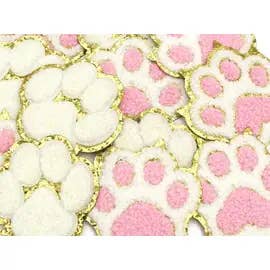 Paw Print Chenille Patch opstrijkbaar voor wholesale door Dilworth Road