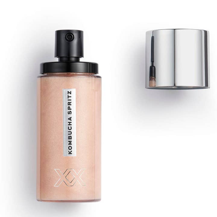 Imprimador matificante BLUR + Prebase de maquillaje REVOLUTION XX Revolution Kombucha X Spritz de venta al por mayor en Faire