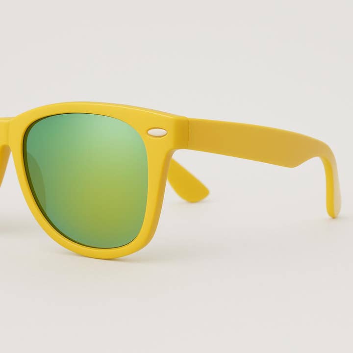 NHP International - Wholesale Sunglasses - Unisex - Yellow 'Distressed' wayfarer sunglasses with mirror lenses 21