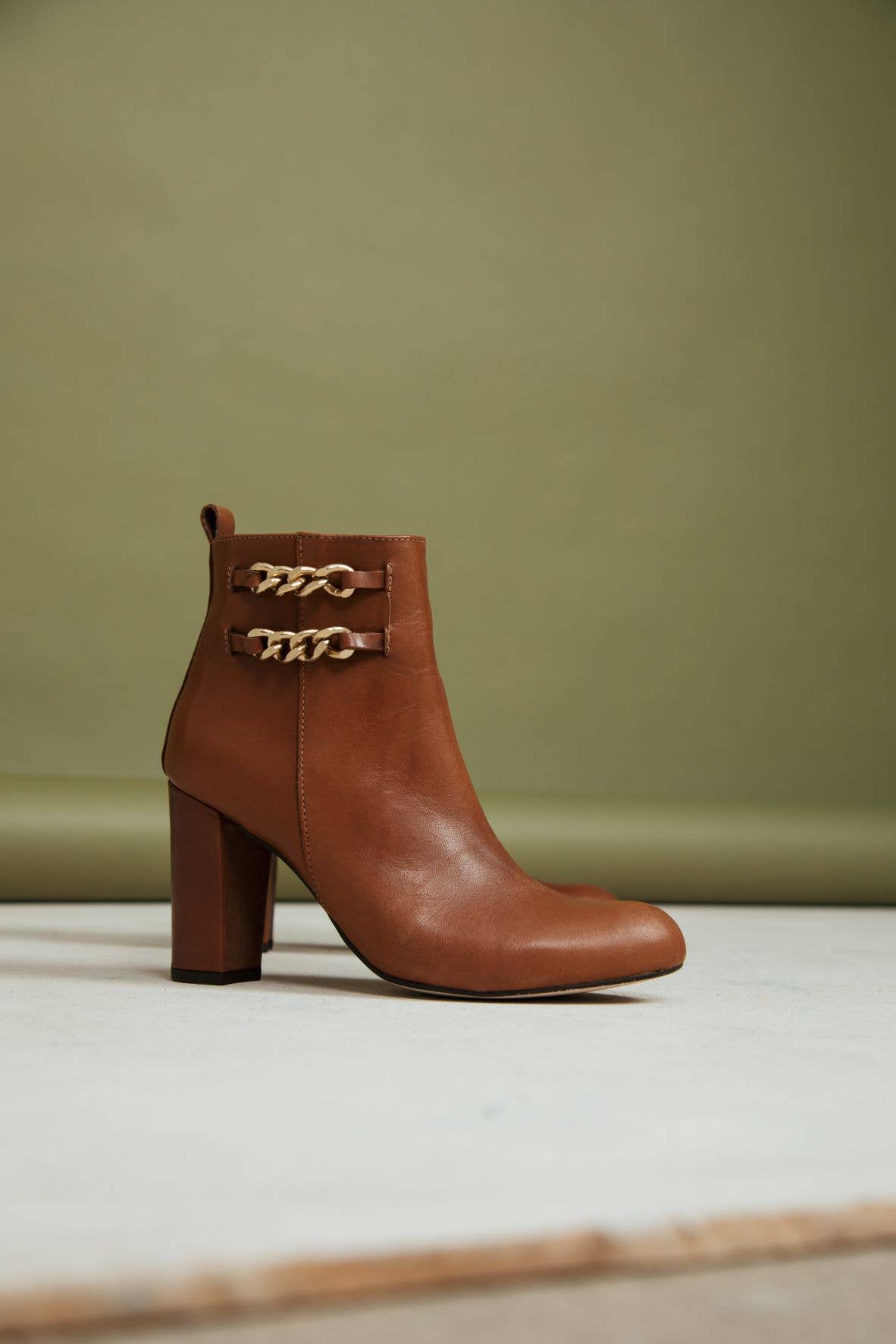Elodie - Venta al por mayor Botines - Mujer - BOTIN DORIS TACON ALTO CADENAS7