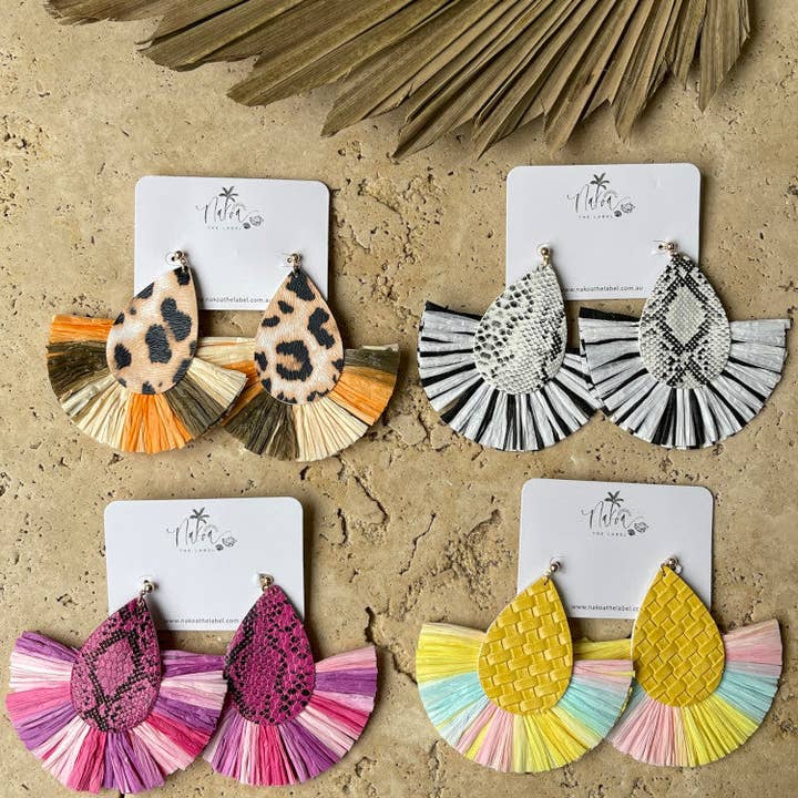 Nakoa The Label – wholesale Dangle earrings – Barcelona Raffia Fringe Earrings - Bubblegum