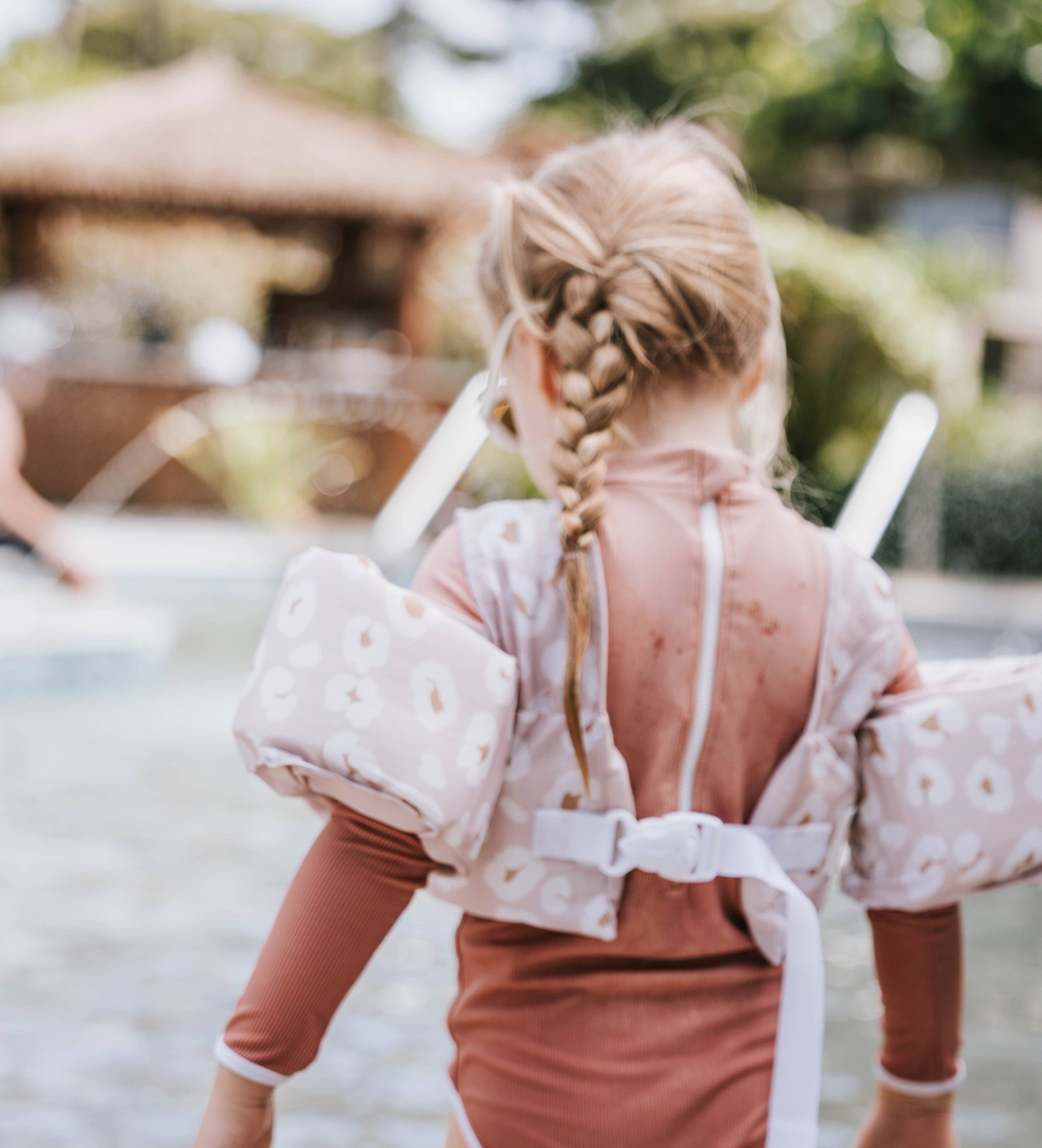 ava + oliver – wholesale Beach/pool toy – Child & baby – Swim Float | Leopard4