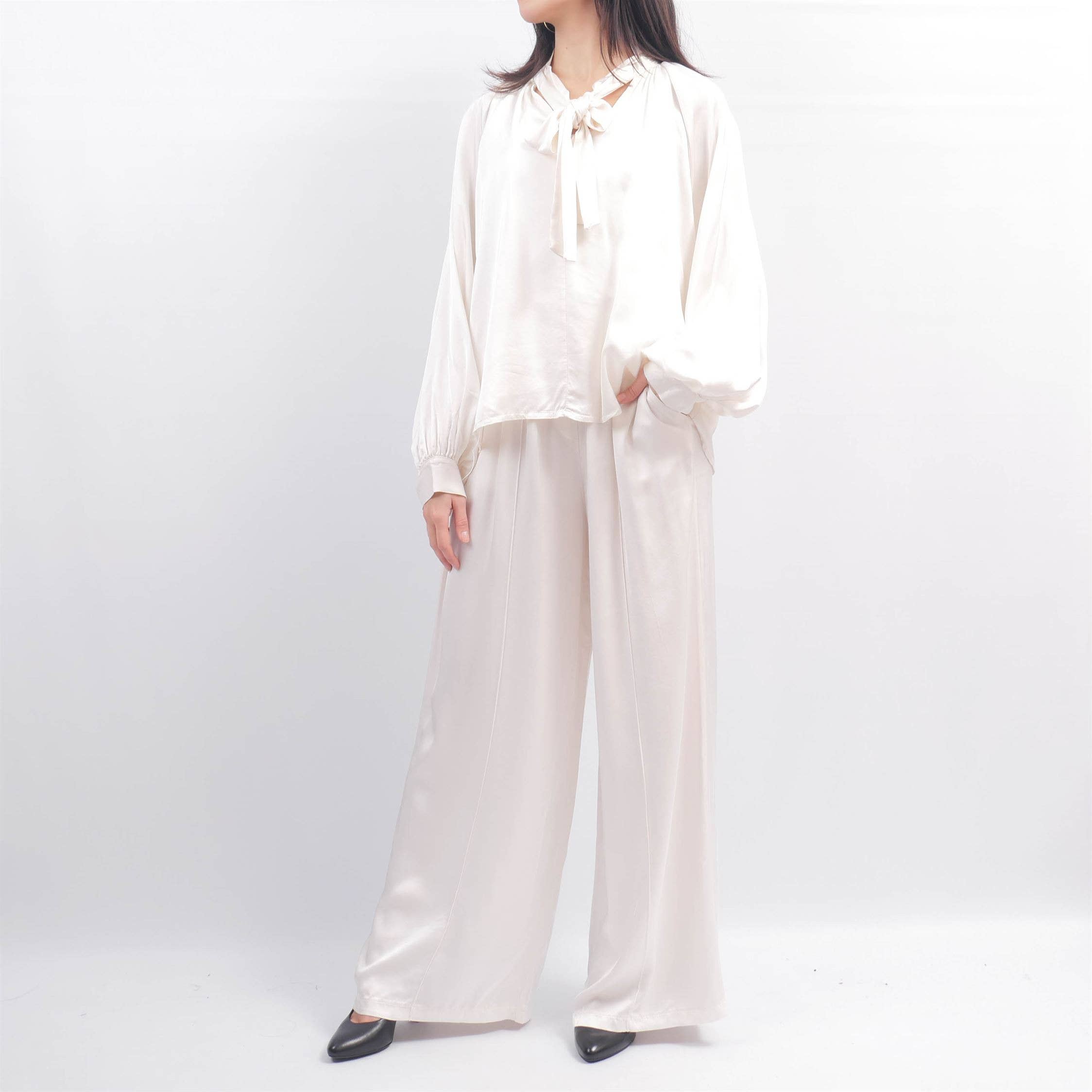 Cecile Wang - Wholesale Pants - Women's - Wide pants in satin viscose KD6706VS12