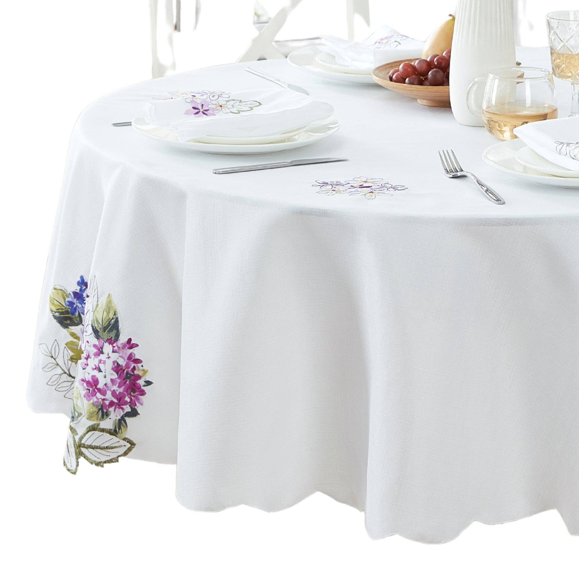 Threadmade Home - Wholesale Tablecloth - Spring Hydrangea Floral Cutwork Tablecloth3