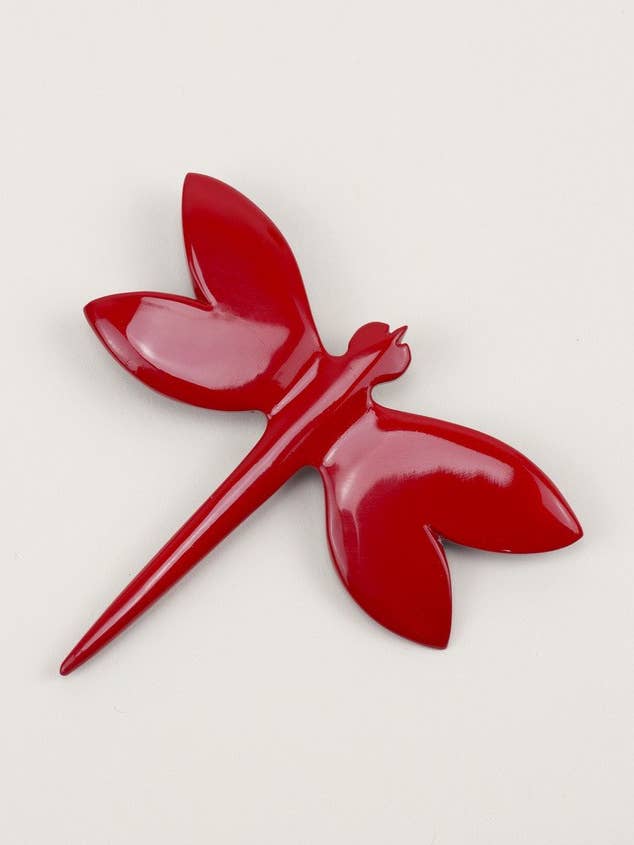 Rood gelakte libelbroche voor wholesale door rivêt - L'Indochineur