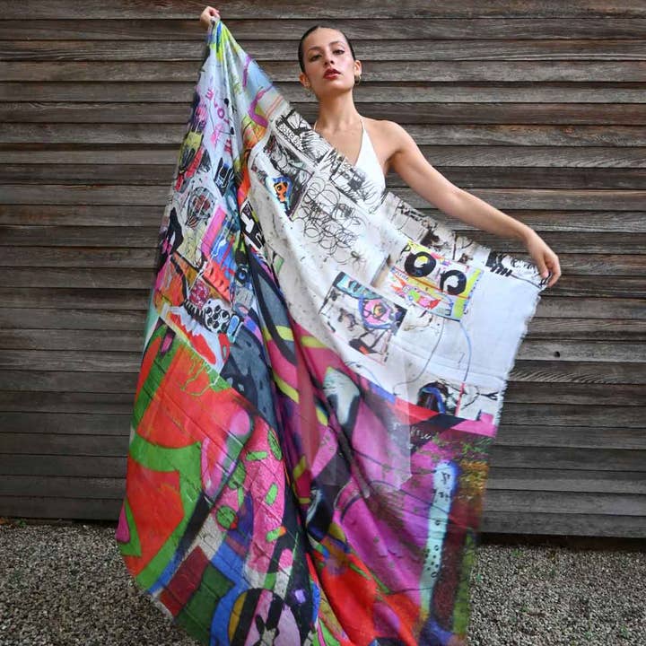 Foulard en soie Dream Box pour la vente par Isabelle Gougenheim Designs