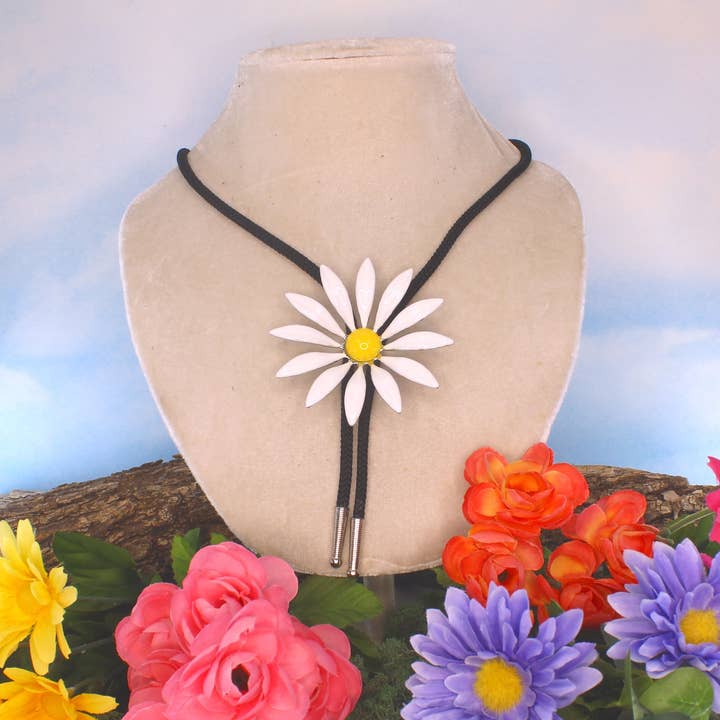 HHH Designs - Venta al por mayor Collares con colgantes/abalorios - Corbatas esmaltadas tipo Daisy Bolo de 79 mm, puntas plateadas, fabricadas en EE. UU., cada una