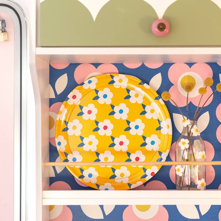 Enamelhappy - Wholesale Decorative Tray - Round Tray Retro Floral Honey Yellow Eclectic Pretty Fun3