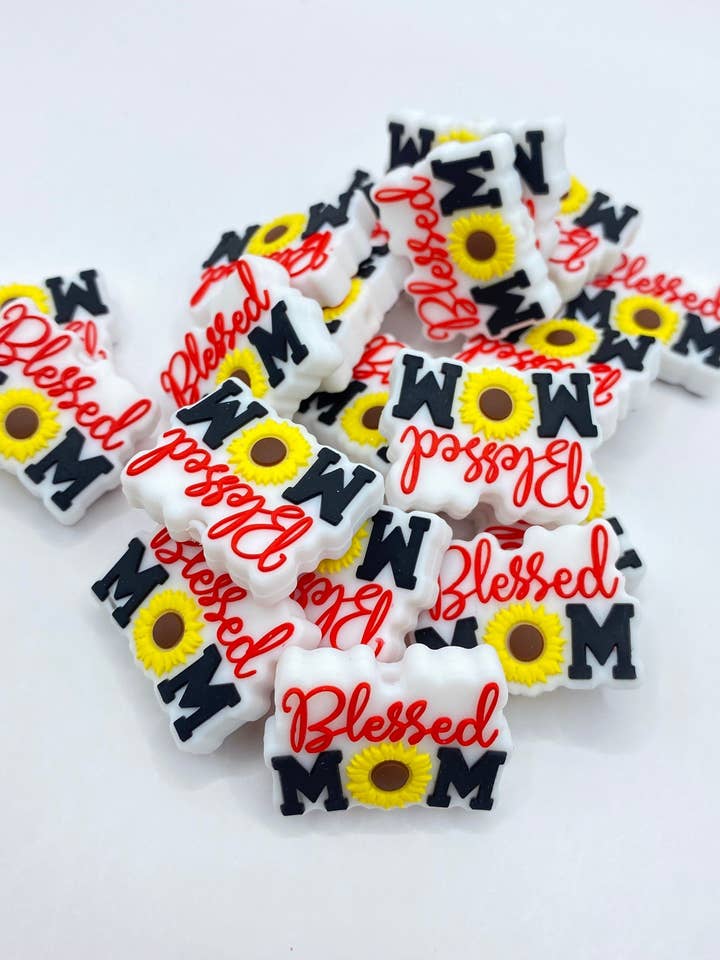 Perla focal de silicona Blessed Mom para venta al por mayor de ASAP Craft Supplies