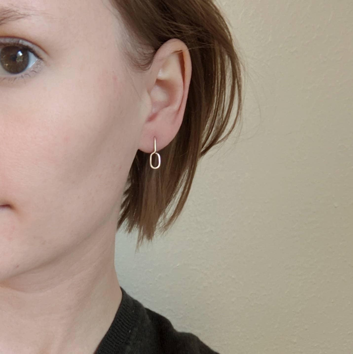 Zalias Jewelry - Wholesale Dangle Earrings - Oval Gold Post Earrings1