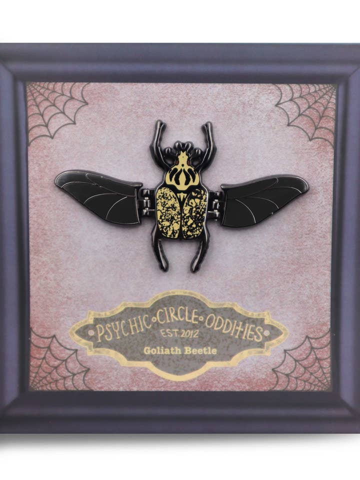 Bewegliches Bein Goliath Käfer Emaille Pin für den Großhandel von Psychic circle oddities