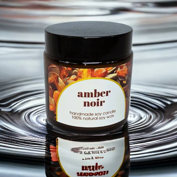 Natural Black Amber Scented Soy Candle for wholesale by EthnicNatur