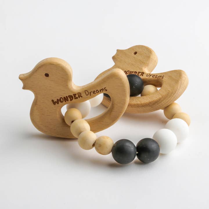 Mordedor de madera Two Little Ducklings para venta al por mayor de Wonder Dreams