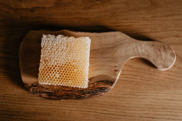 Heirloom Acre Honey - Wholesale Honey - Raw Honey Comb 8oz 1