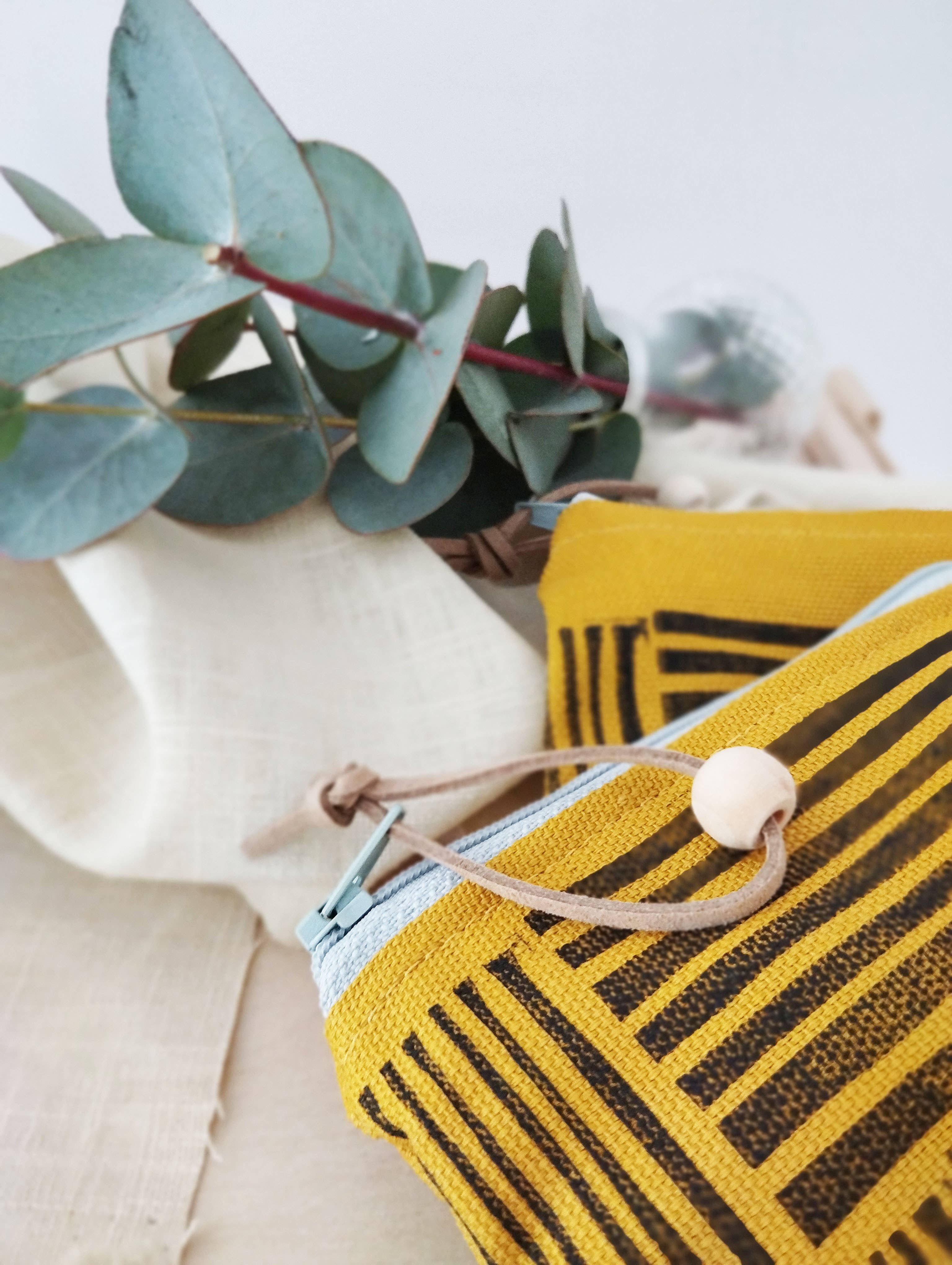 The Ink Job - Wholesale Pouch - Women's - Graphic Pattern Zipper Pouch5