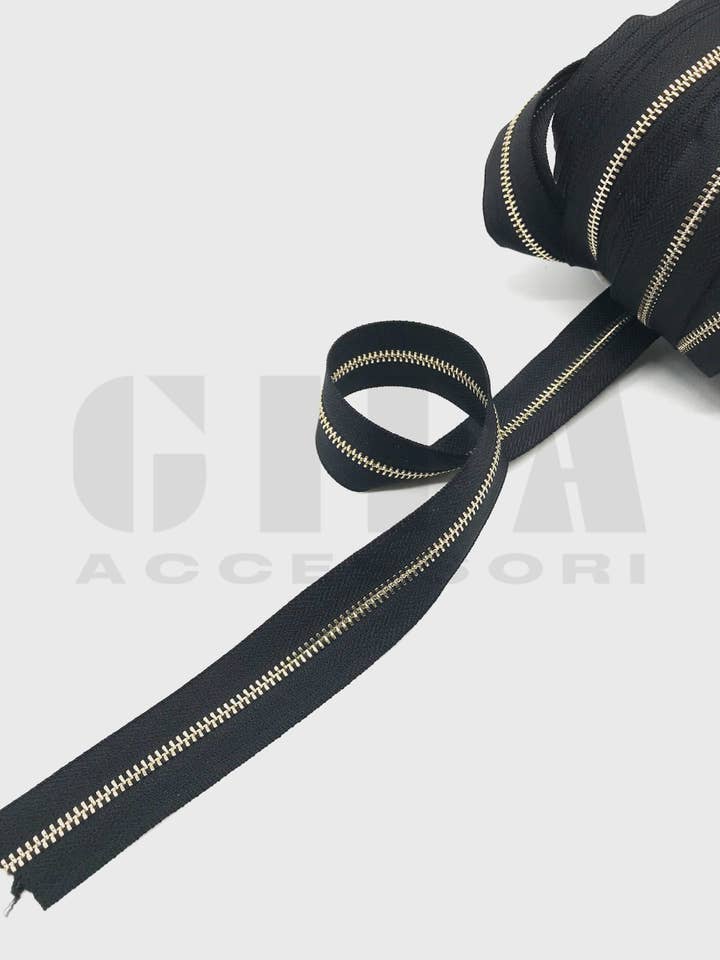 Fecho de correr em metal tipo 3 Ouro ao metro por atacado de Gifa Accessori