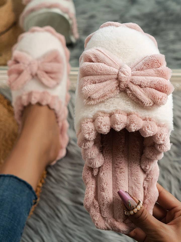 Fuchsia strikversiering kleurblok geribbelde pluche pantoffels voor wholesale door Lovesoft