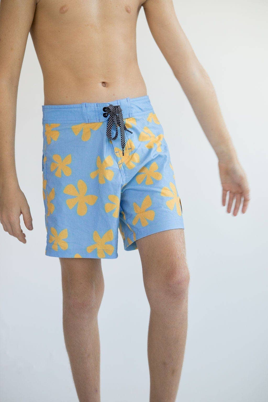 Kid’s Townshort Boardshorts in Light Blue Plumeria for wholesale on Faire10