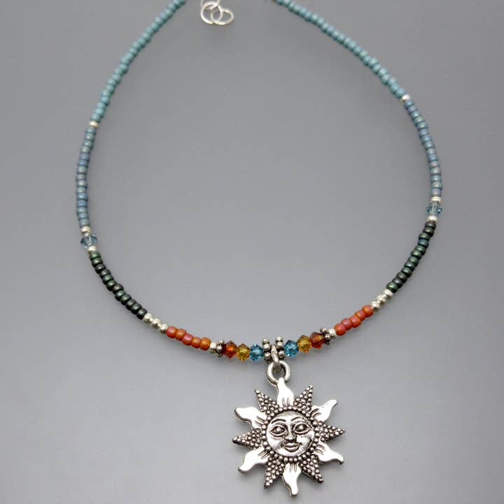 Bracelet de cheville moderne souriant pour la vente par Oreb Lram Fine Casual Jewelry