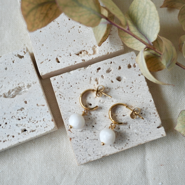 Aether & Nox – wholesale Huggie earrings – Terra Stud Huggie Pebbles6