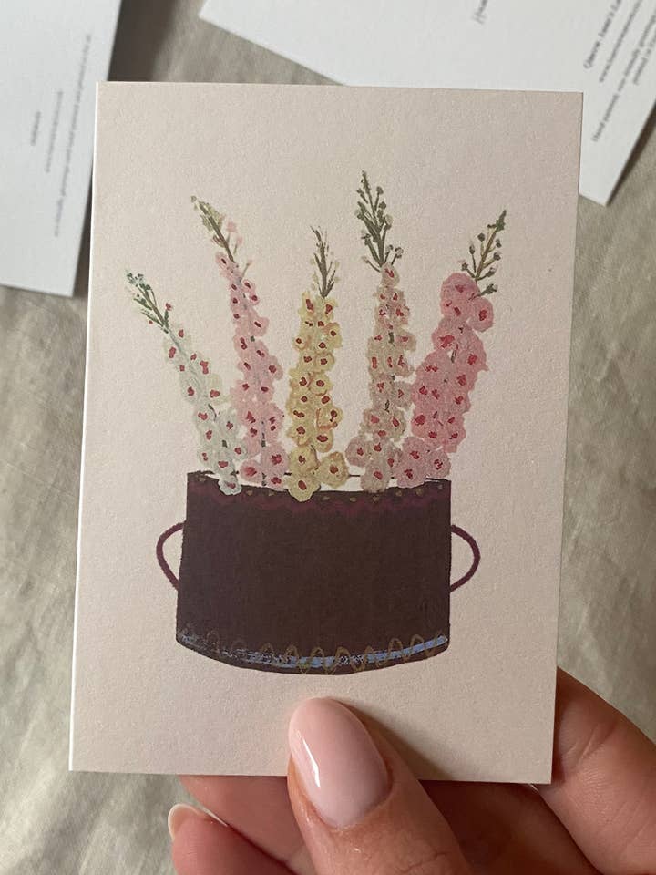 Mini-carte Delphiniums pour la vente par Harriet Watson