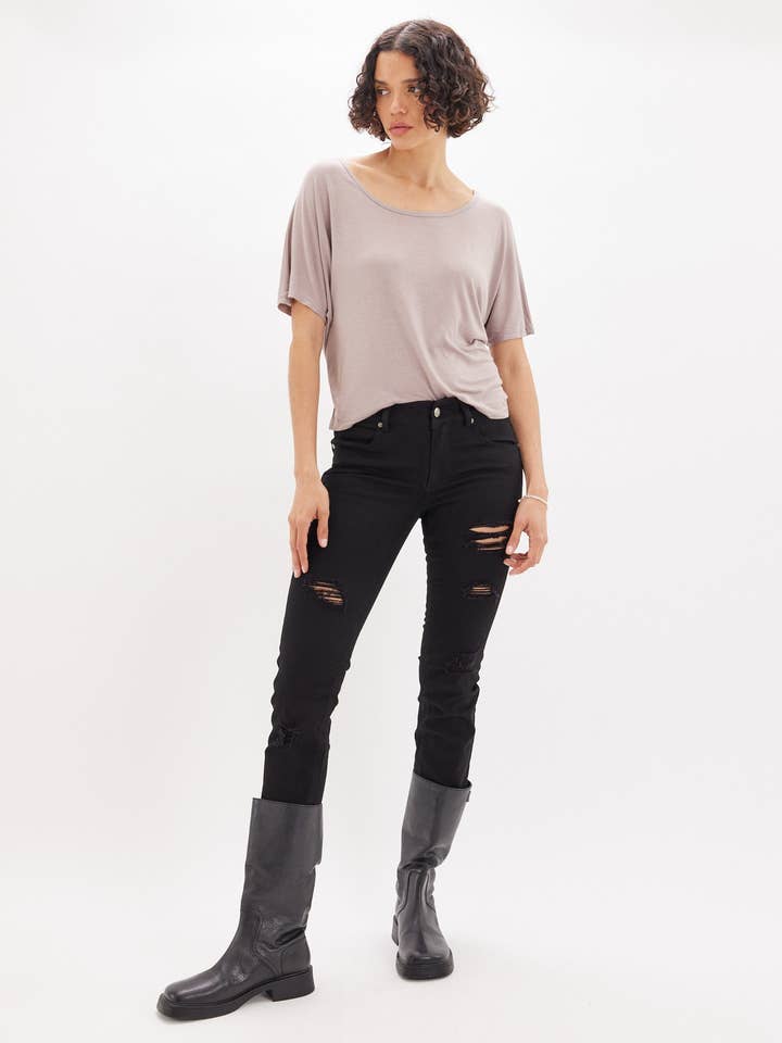 Justine Distressed Skinny Jean - Black for wholesale by Amelius