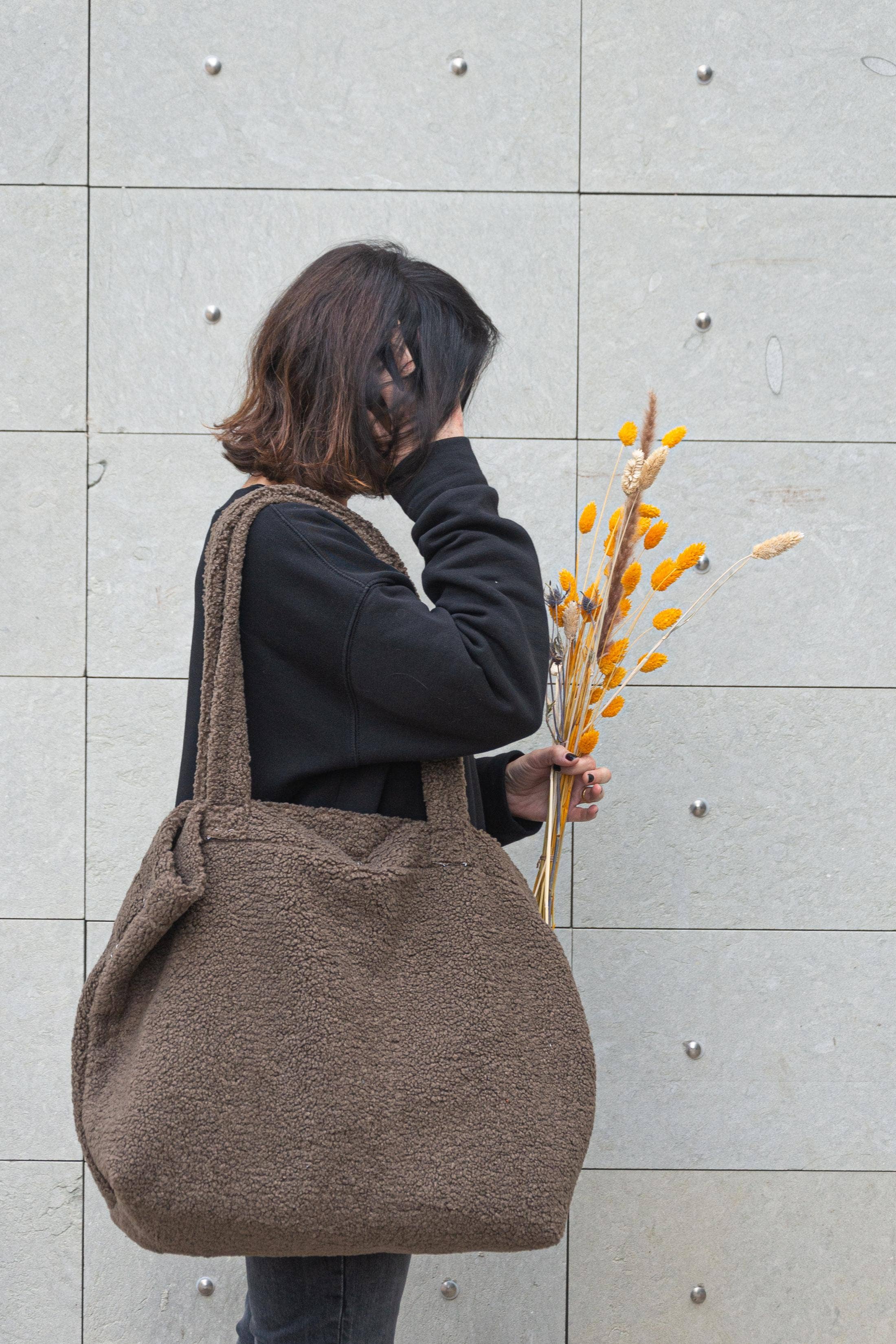 Really Nice Things - Wholesale Tote Bag - Women's - Super Teddy Bag (Bison)1