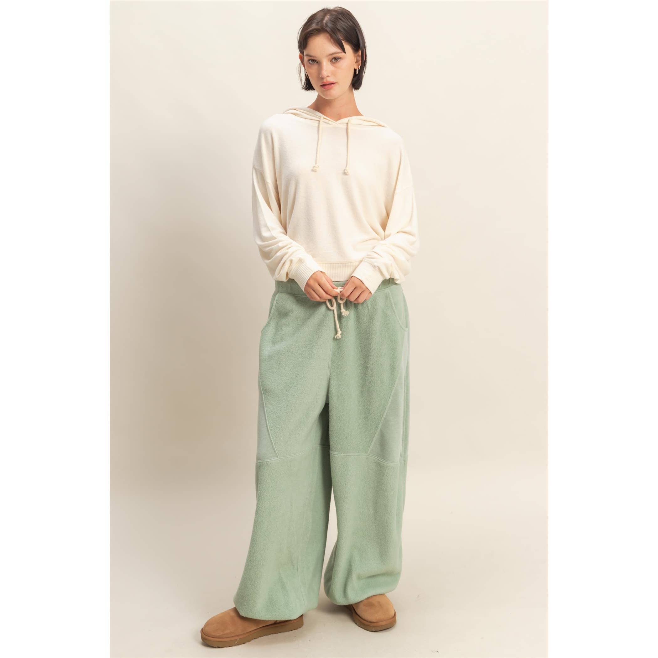 HYFVE - Wholesale Hoodie - Women's - Long Sleeve Brushed Fabric Everyday Hoodie6