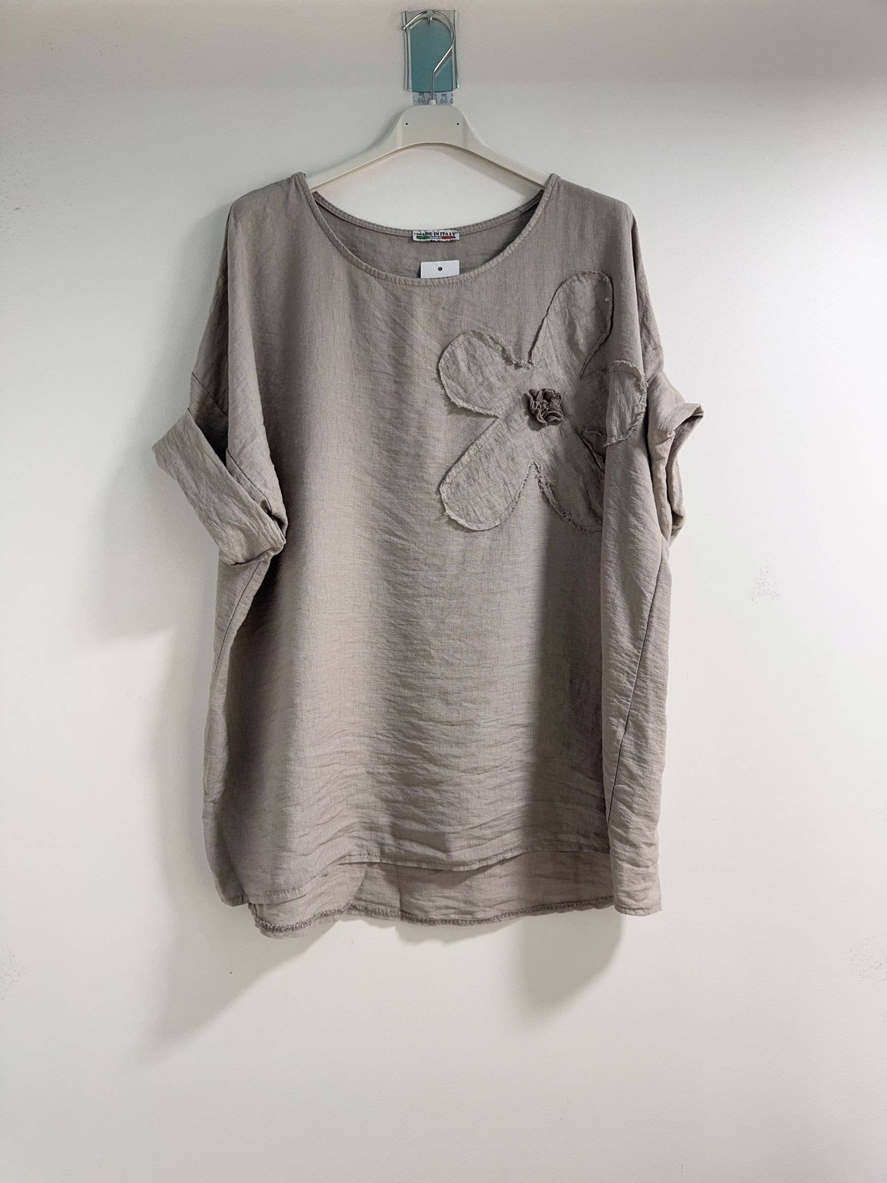 Happy look - Wholesale Blouse - Women's - Viscose Top with Round Neck and Flower Embroidery4