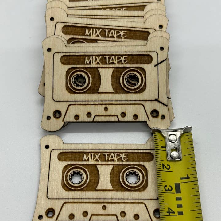 Velvet Guillotine - Wholesale Embroidery/Cross Stitch Supplies - Cassette Tape Style Embroidery Thread Organizer4