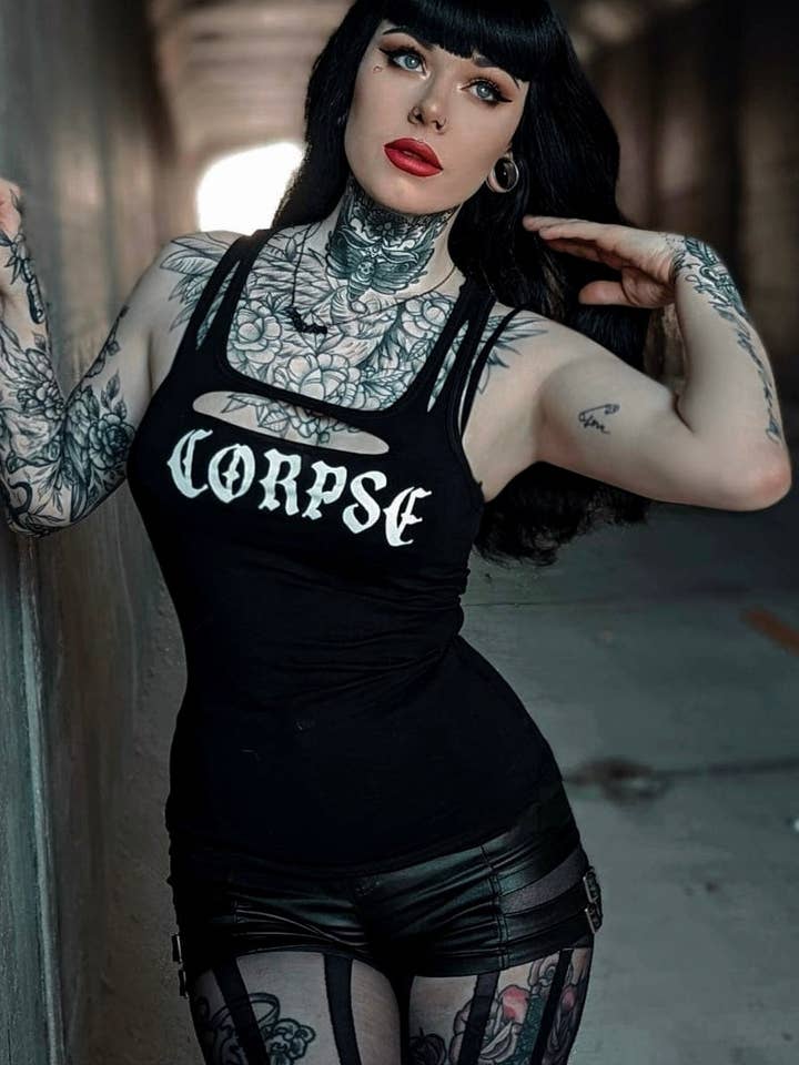 Demi Loon – Großhandel Tanktop – Damen – Leichnam Zerschnittenes Herausgeschnittenes Tanktop3