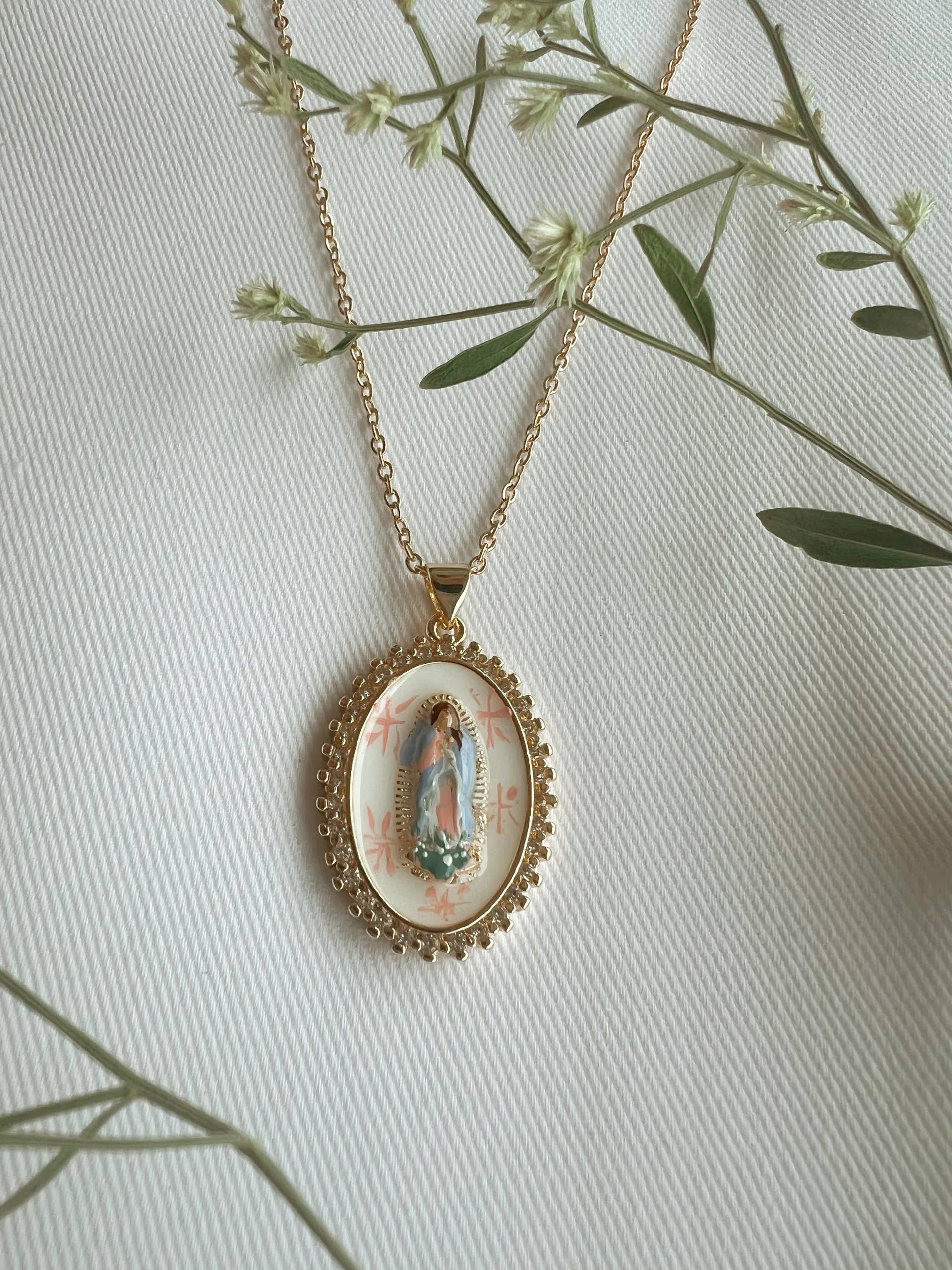 Harleigh Leonards Designs - Venta al por mayor Collares con colgantes/abalorios - Collar de Nuestra Señora Desatadora de Nudos