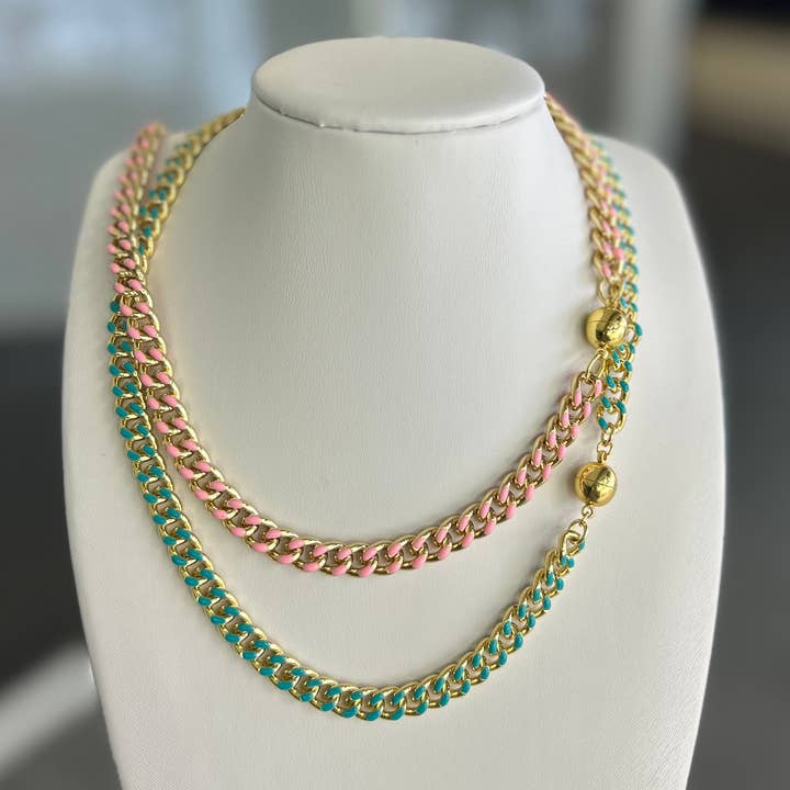 AF Design - Wholesale Link & Chain Necklace - Enamel Gold Vintage Magnet Cuban Link Necklace