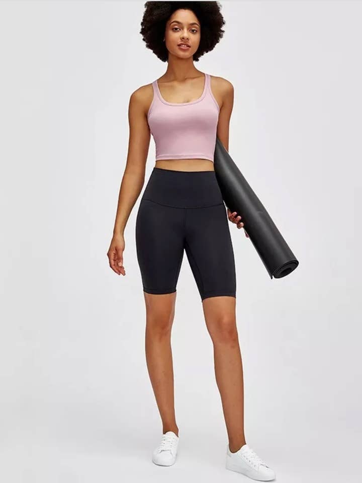 Biker-shorts i mellem længde for engroshandel hos Smoosh