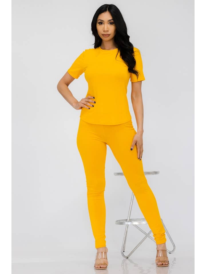 H&H Fashion Inc. – Großhandel Set aus Oberteil und Hose (NICHT Loungewear) – Damen – HH612X-RIB - Geripptes Hosenset, 3-teilig2