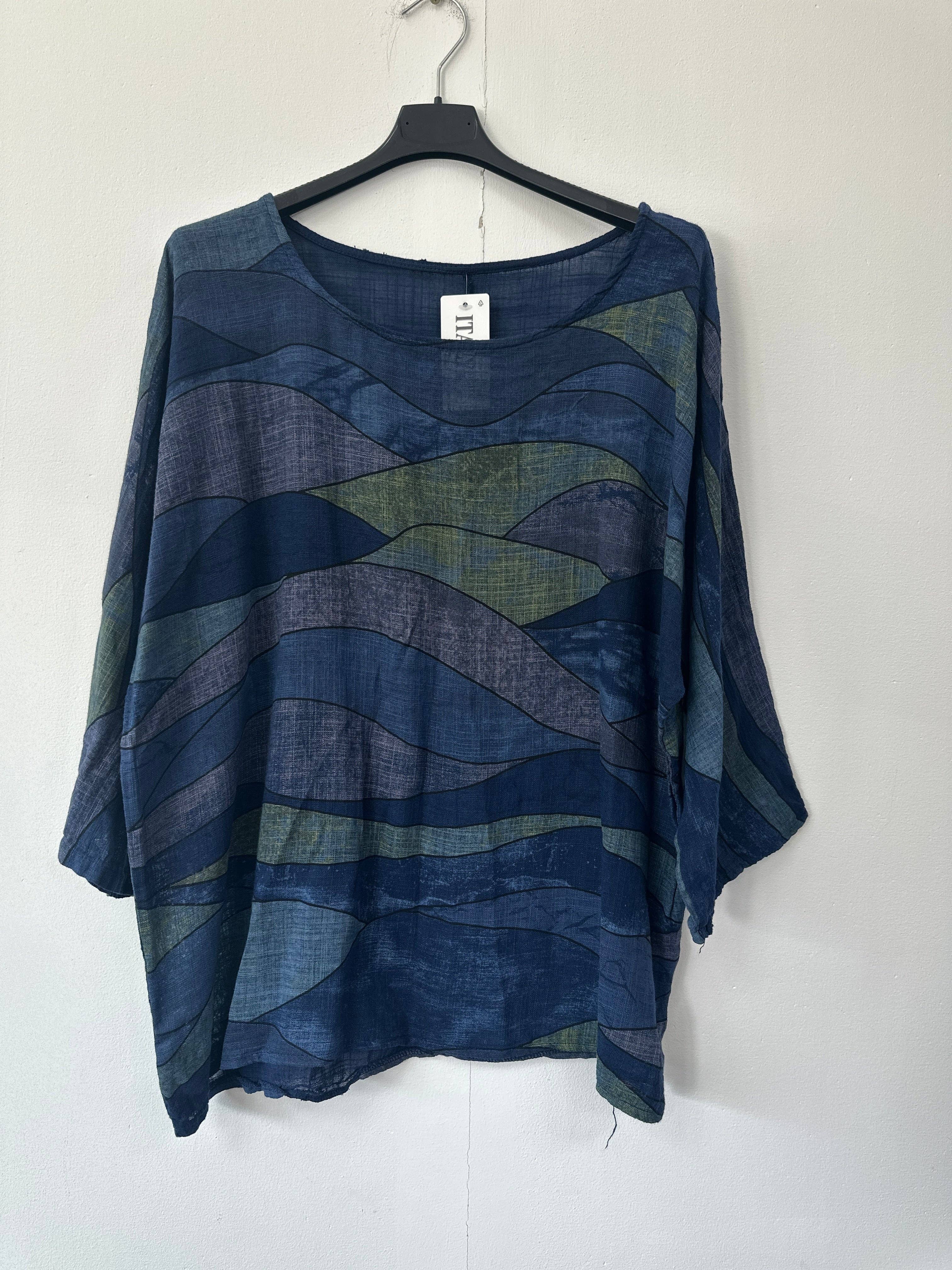 Miss Bold - Wholesale Blouse - Women's - Italian Abstract Print Oversized Linen Blend Top with 3by4 Sleeves3