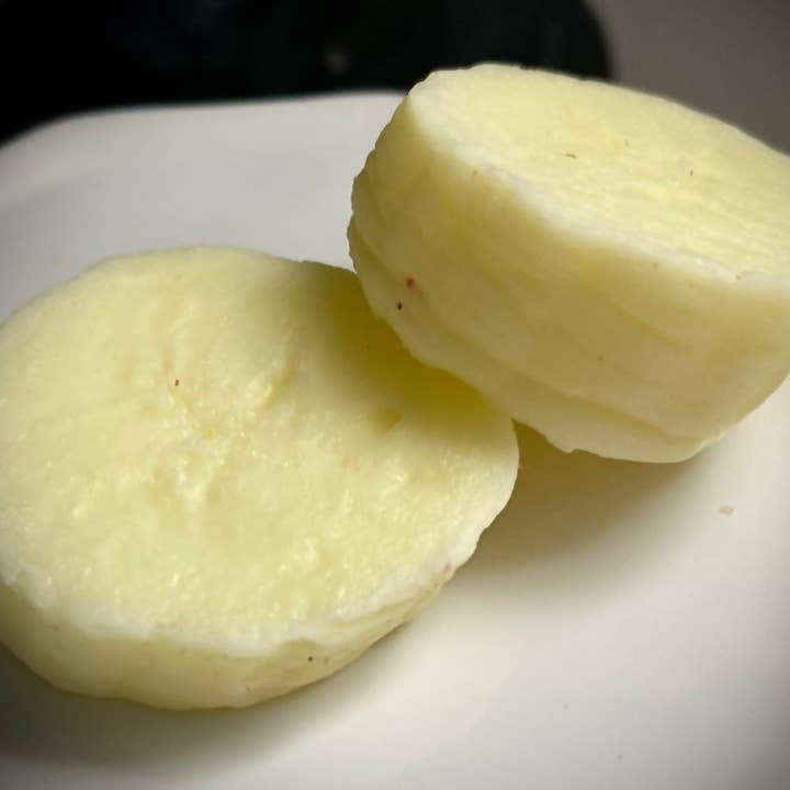 Banana Wax Melts / Banana Embeds / Banana Slices / Banana Ca for wholesale by Sugar and Spice Custom Creations