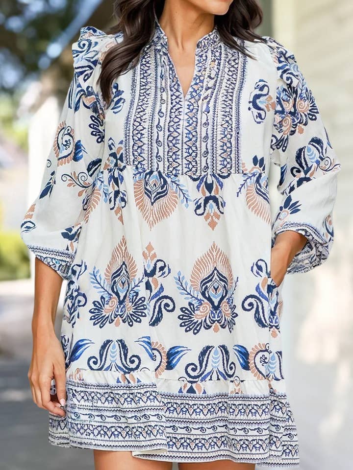 Robe Mini Bohème à Manches Longues et Col en V | Tailles Plus 1X-4X pour la vente par Aapparella