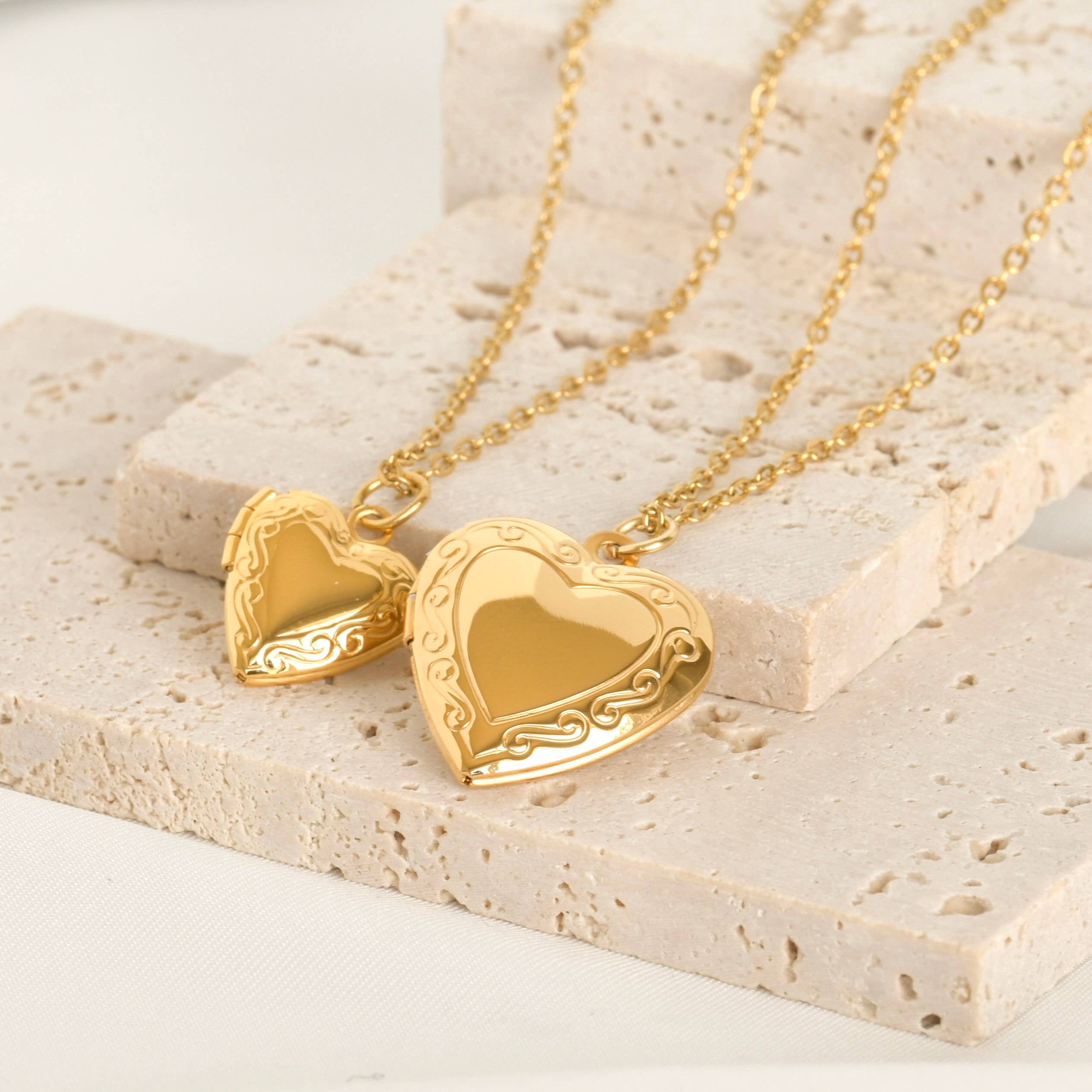 Blueyejewelry - Wholesale Locket Necklace - Heart Locket Necklace - Vintage Style Locket Heart Pendant3