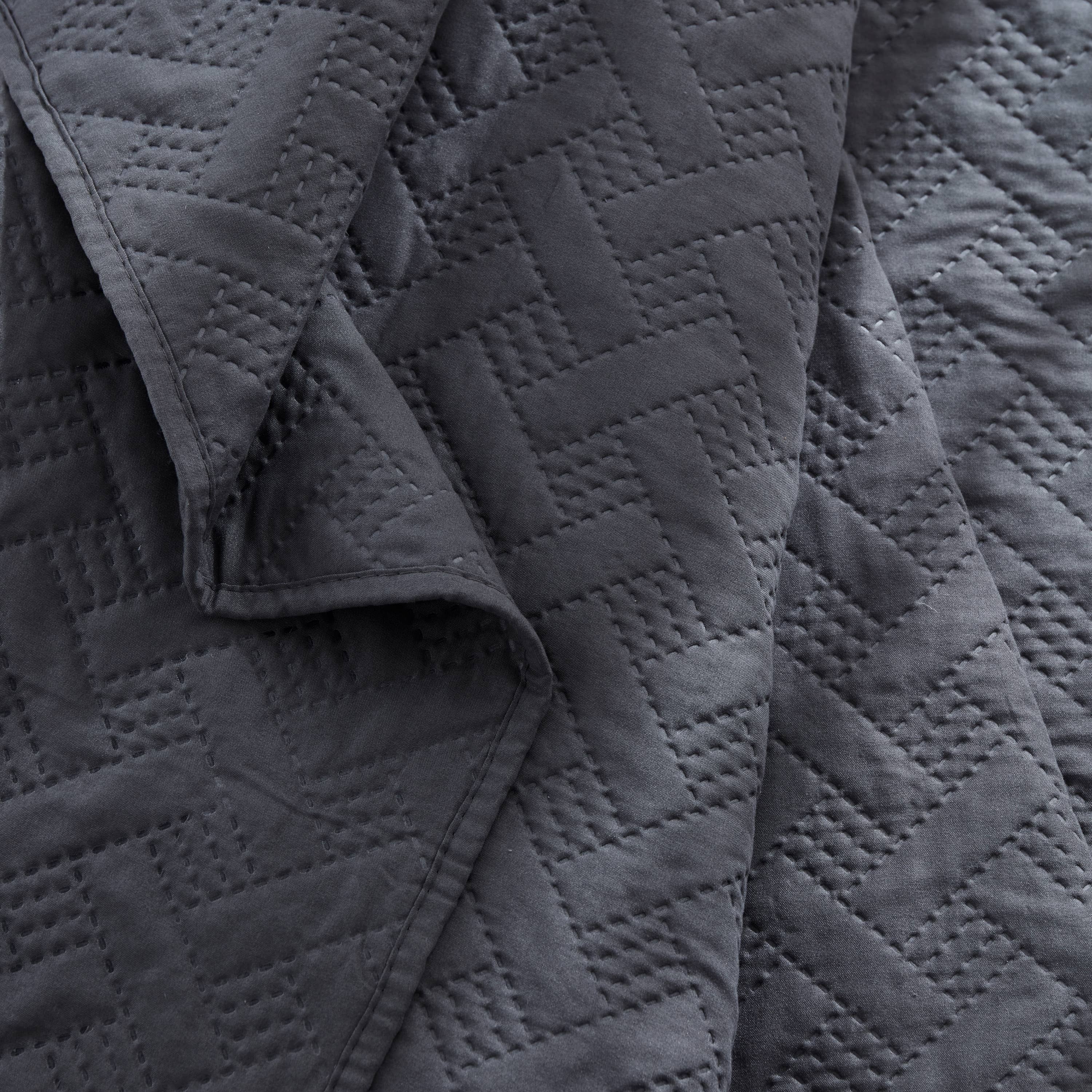 Bed Bath Fashions - Wholesale Bedding Set - Dan River 3 Piece Basket Pinsonic Quilt Set4